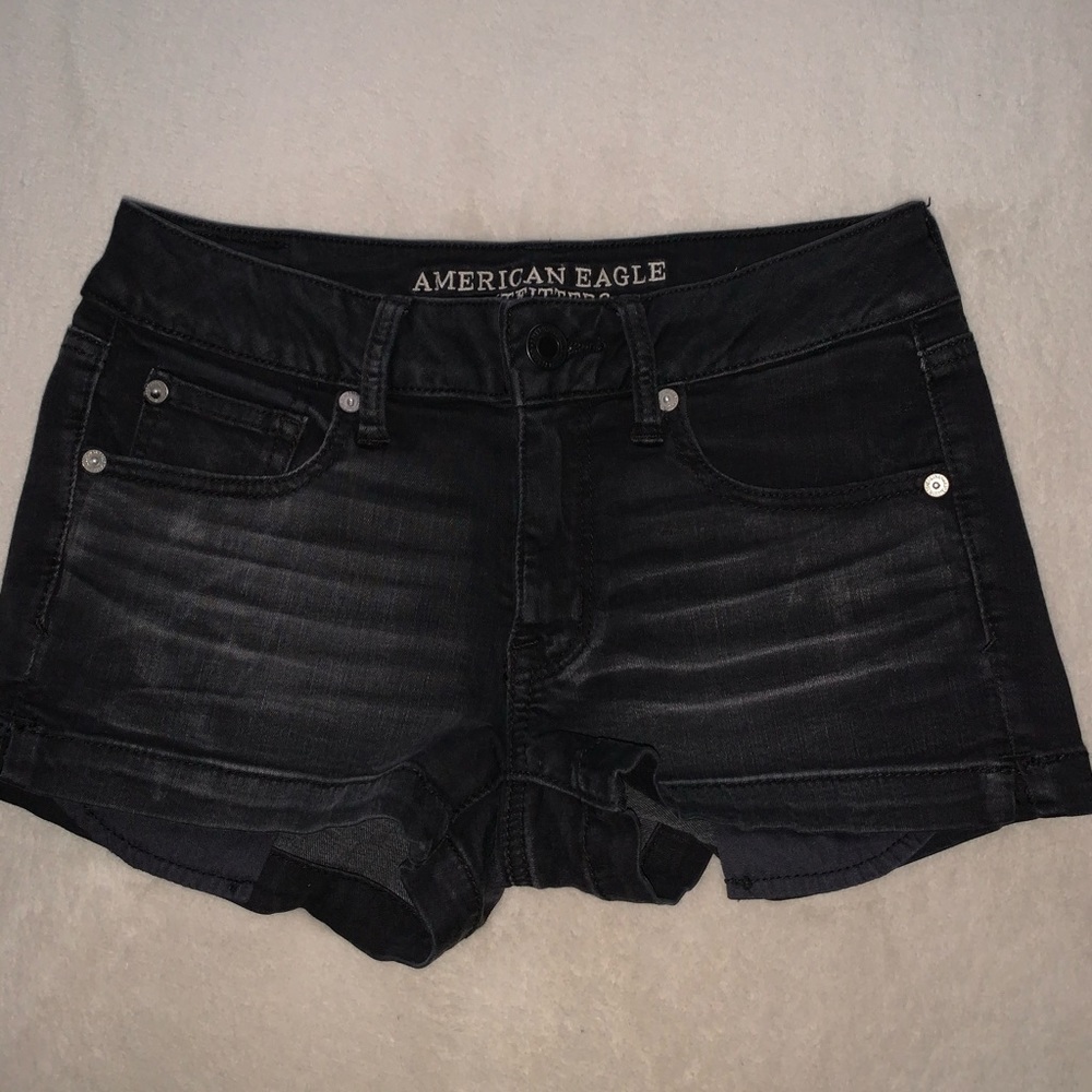 American Eagle Super Super Stretch Shorties Sz 4